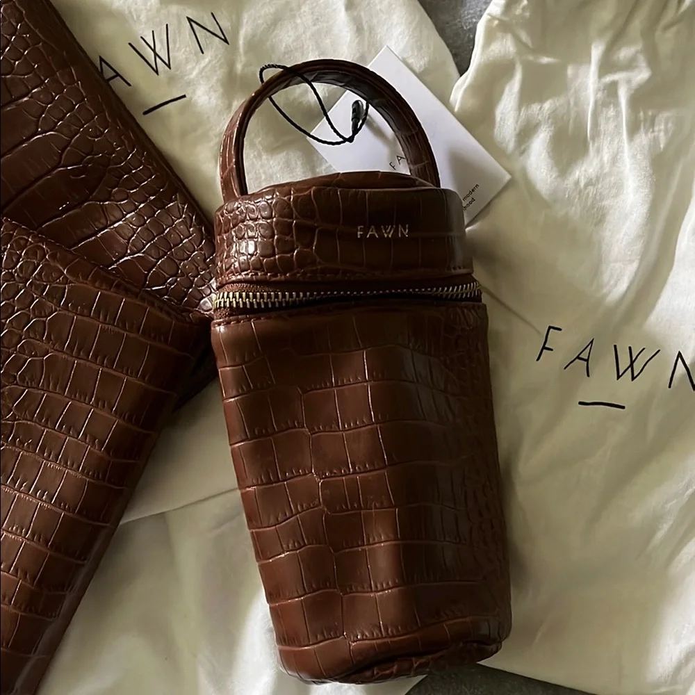 Brown Crocodile Motherhood Bundle Fawn Design